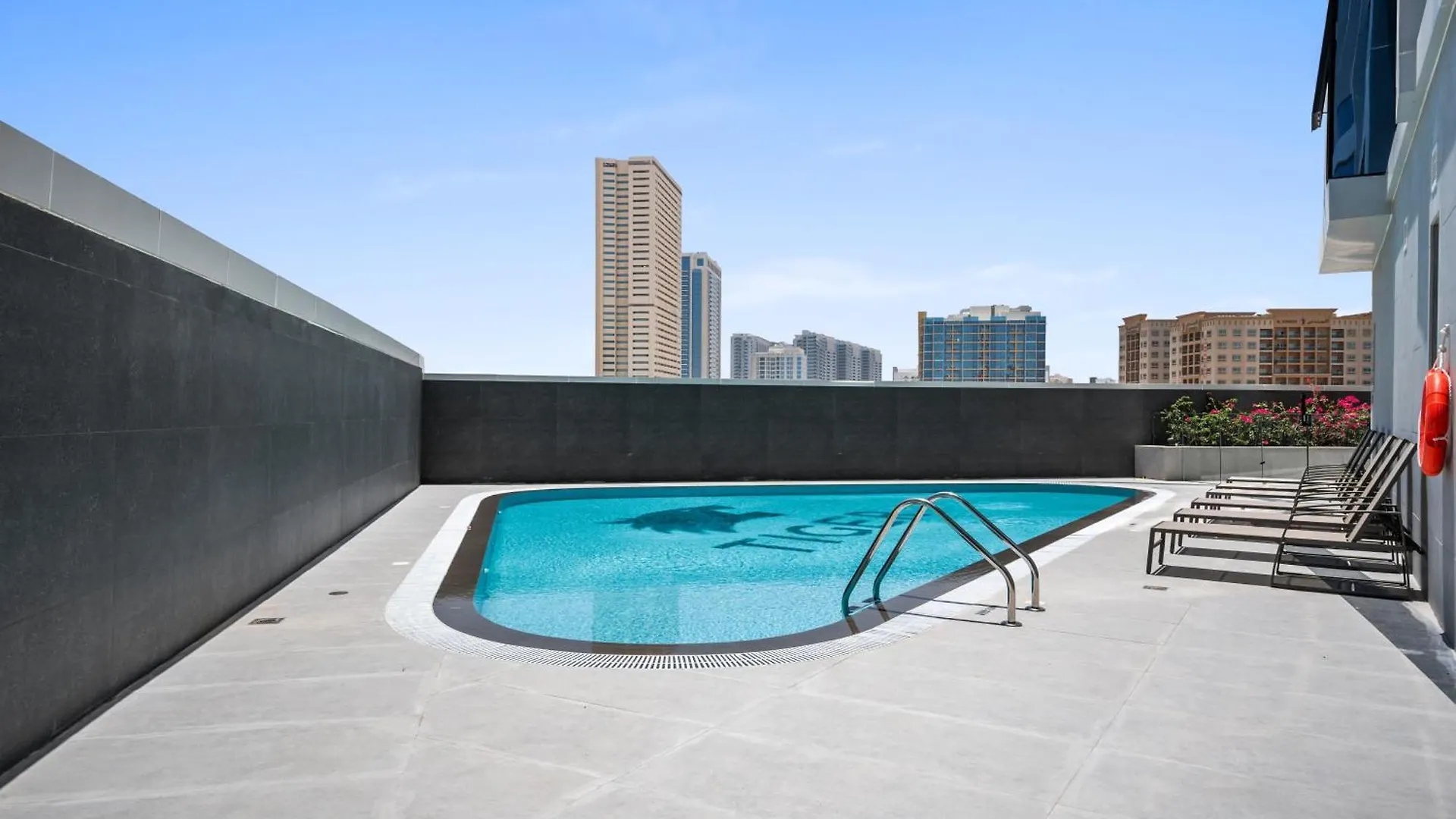 Cozy Studio With Modern Amenities In Dubailand